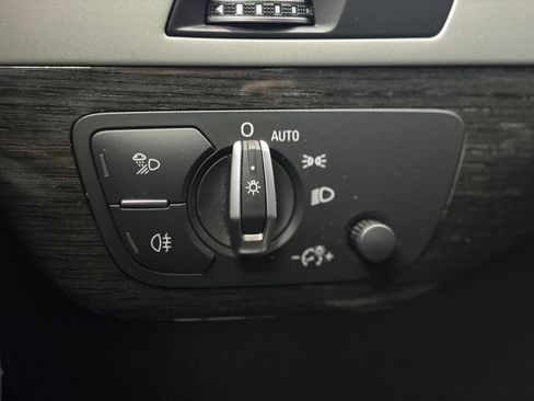 Used 2019 Audi Q7 2.0T Premium Plus AWD/4WD image 23