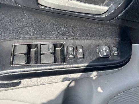 Used 2013 Toyota Camry FWD image 7