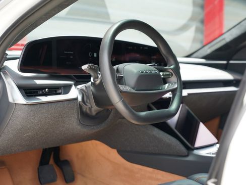 Used 2023 Lucid Air Touring AWD/4WD image 14