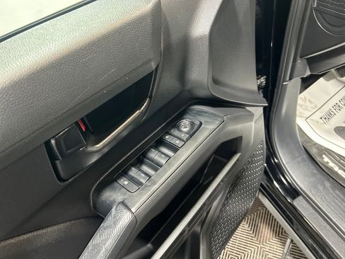 Used 2025 Toyota Tacoma SR5 image 13