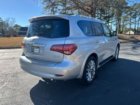 Used 2017 INFINITI QX80 4WD w/ Driver Assistance Package image 5