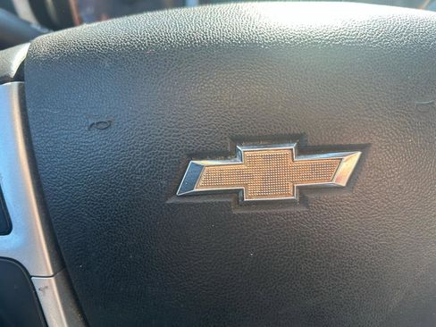 Used 2015 Chevrolet Equinox LT w/ Driver Convenience Package image 19