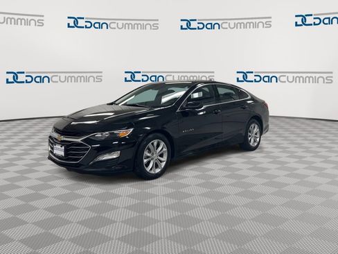 Used 2025 Chevrolet Malibu LT image 4