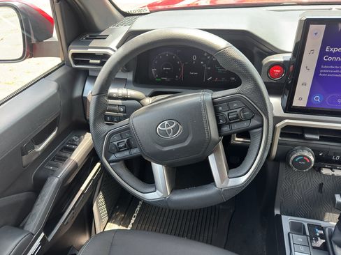 Used 2025 Toyota Tacoma TRD Off-Road AWD/4WD image 14