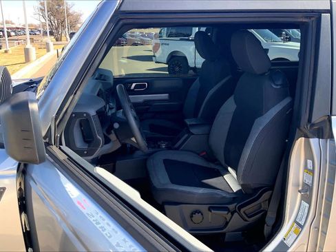 Certified 2023 Ford Bronco 2-Door w/ Sasquatch Package image 7