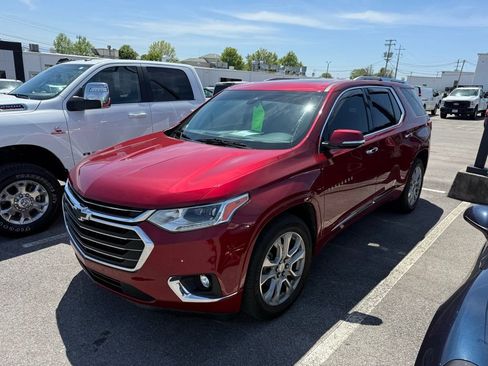 Used 2018 Chevrolet Traverse Premier image 1