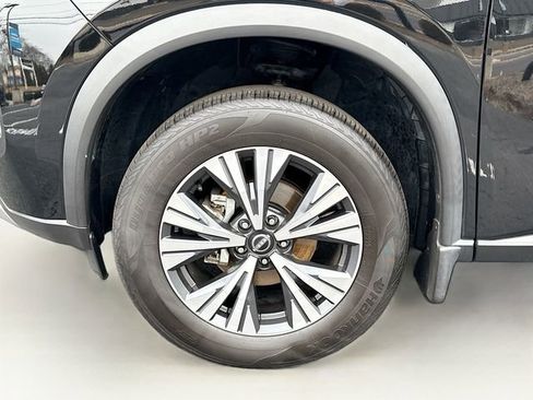 Used 2023 Nissan Rogue SV image 21