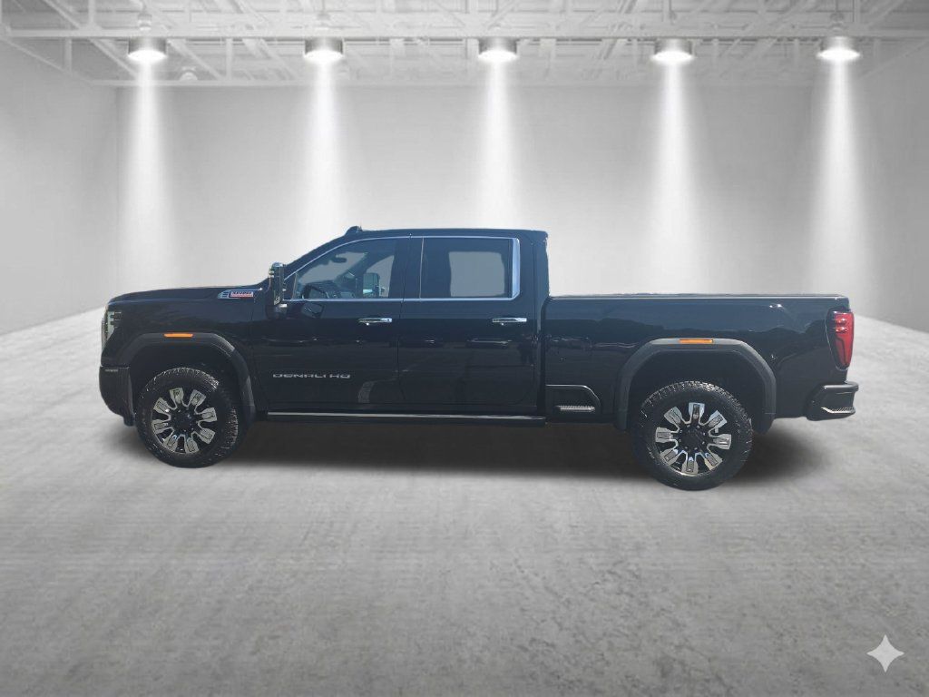 Certified 2024 GMC Sierra 3500 Denali w/ Denali Reserve Package AWD/4WD image 9