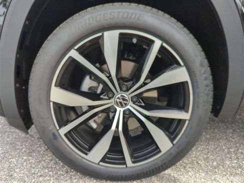 New 2026 Volkswagen Atlas SEL Premium R-Line image 48