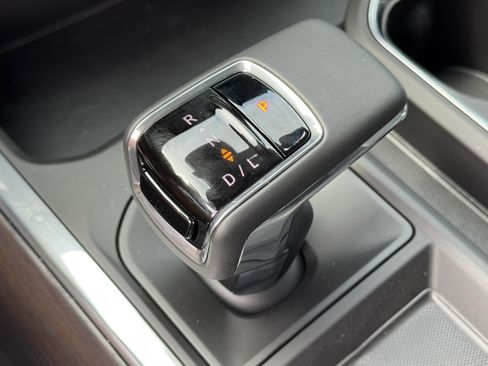 New 2026 GMC Sierra 1500 SLT RWD image 20