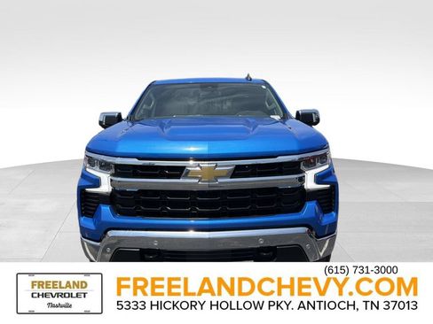 Used 2025 Chevrolet Silverado 1500 LT w/ Safety Package AWD/4WD image 9