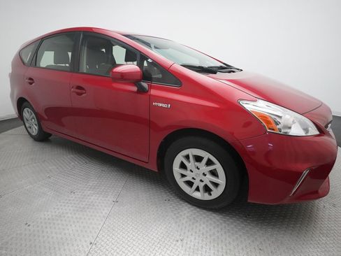 Used 2014 Toyota Prius V Two FWD image 37