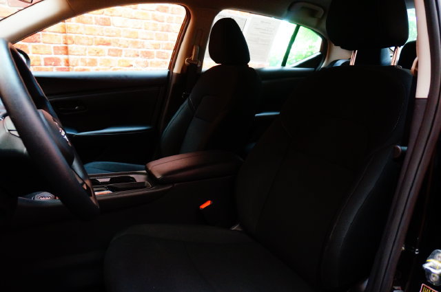 Certified 2025 Nissan Sentra S FWD image 13