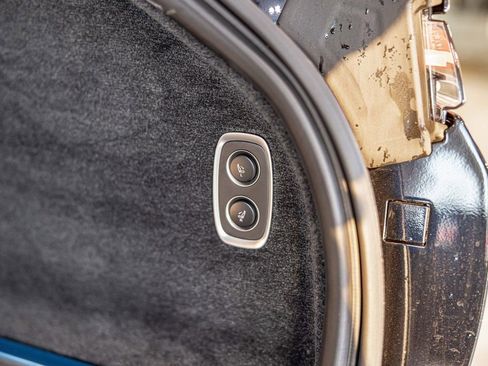 New 2026 Aston Martin DBX 707 image 18