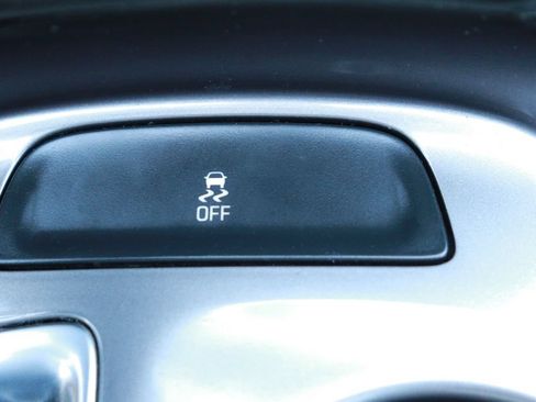 Used 2022 Chevrolet Malibu LS FWD image 16