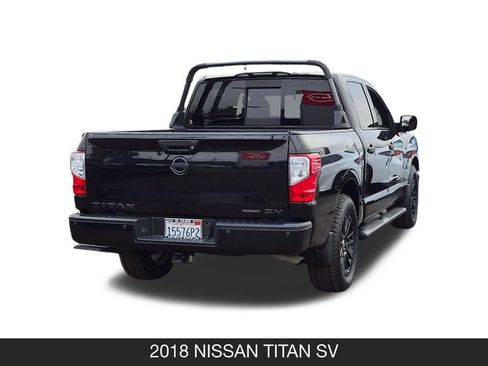 Certified 2018 Nissan Titan SV w/ SV Convenience Package RWD image 9