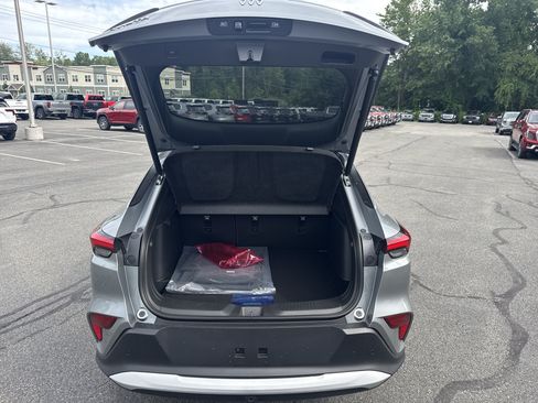New 2026 Buick Envista Sport Touring w/ Convenience I Package FWD image 5