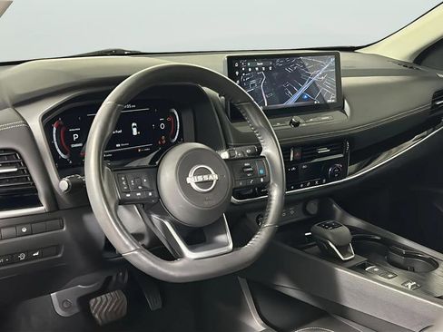 Used 2024 Nissan Rogue SL w/ SL Premium Package FWD image 24