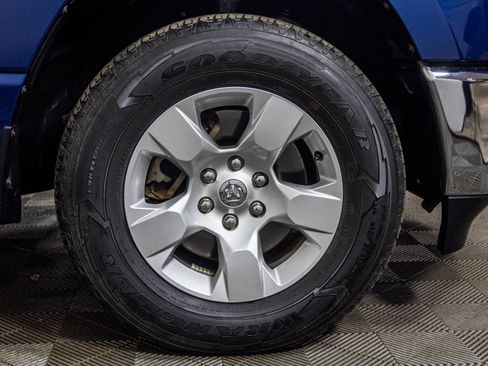 Used 2023 RAM 1500 Big Horn AWD/4WD image 55