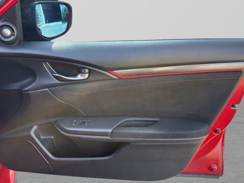 Used 2019 Honda Civic Type R image 21