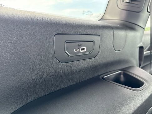 Used 2024 Jeep Grand Cherokee L Limited image 16