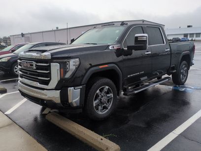Used 2025 GMC Sierra 2500 SLT w/ SLT Premium Package