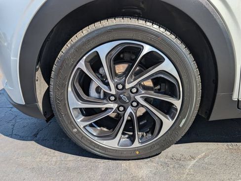 Used 2023 Chevrolet Bolt EUV Premier w/ Sun & Sound Package FWD image 30