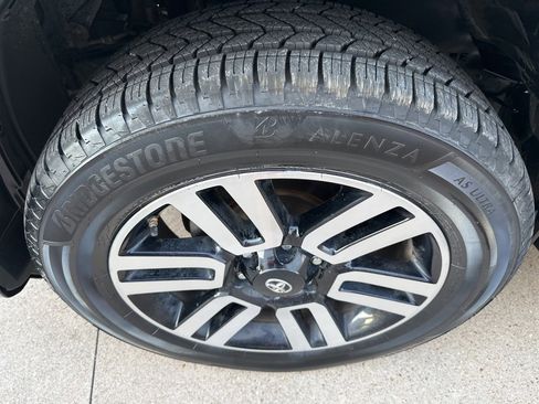 Used 2019 Toyota 4Runner Limited image 23