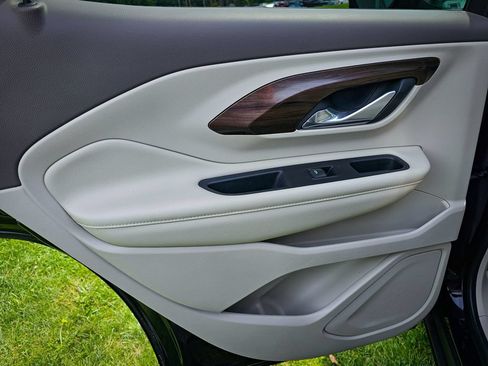 Used 2018 GMC Terrain Denali w/ Advanced Safety Package AWD/4WD image 35