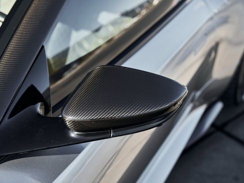 Used 2023 Aston Martin DBS Volante image 12