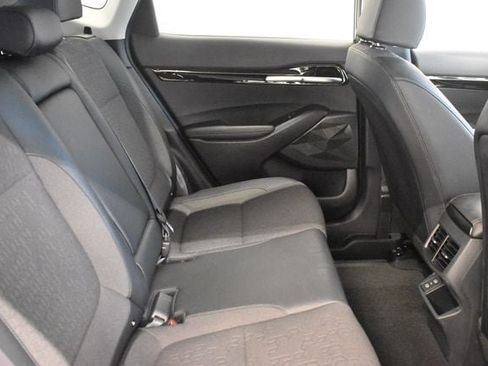 Used 2025 Kia Seltos S FWD image 17