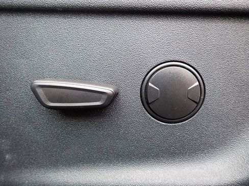 Certified 2025 Ford F150 XLT w/ Equipment Group 301A Standard image 22