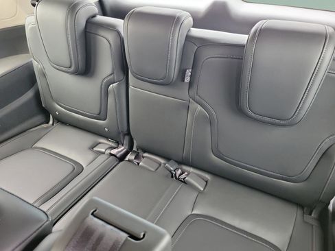 New 2026 Nissan Armada SV image 9