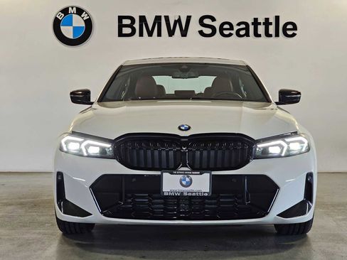 Used 2025 BMW 330i xDrive Sedan w/ M Sport Package image 6