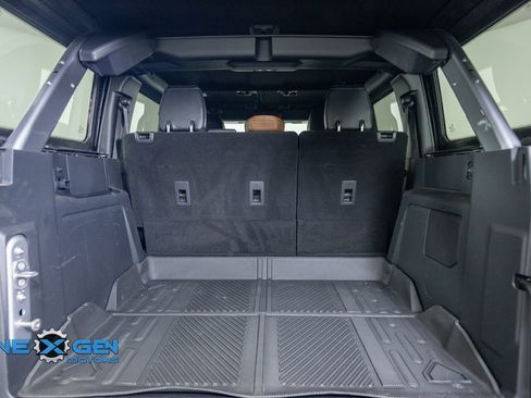 Used 2024 Ford Bronco Outer Banks AWD/4WD image 36