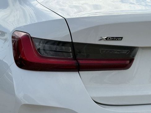 Used 2025 BMW 330i xDrive Sedan AWD/4WD image 6