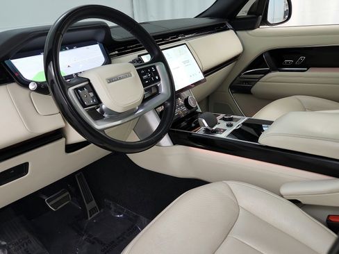 Used 2023 Land Rover Range Rover Autobiography AWD/4WD image 16