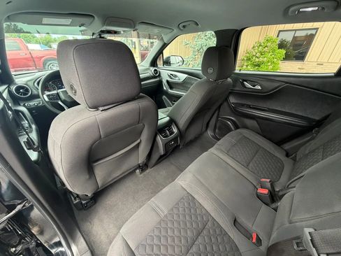 Used 2022 Chevrolet Blazer LT w/ LPO, Black Accent Package FWD image 24