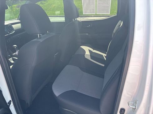 Used 2023 Toyota Tacoma TRD Off-Road w/ Technology Package image 25