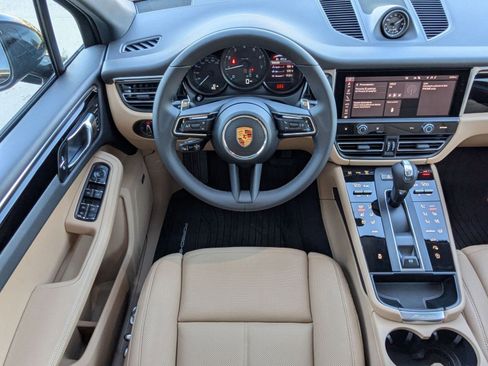 New 2026 Porsche Macan image 15