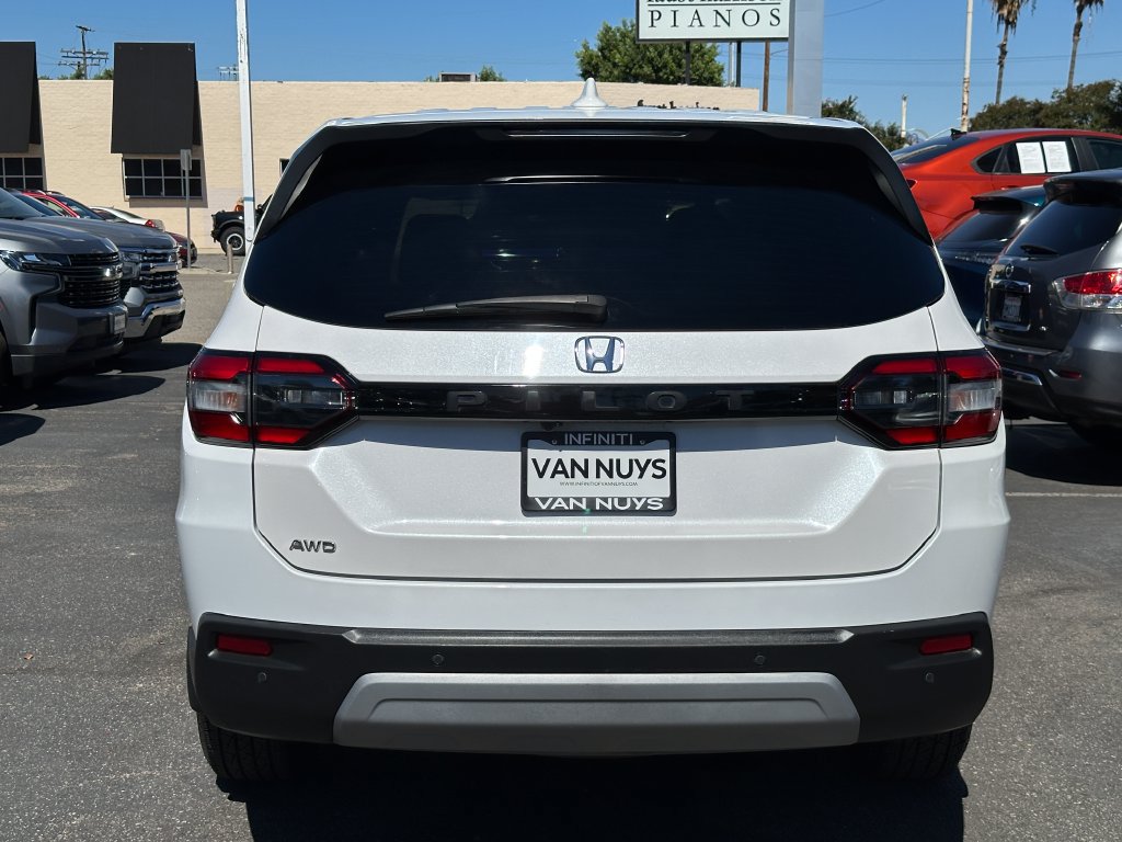 Used 2024 Honda Pilot EX-L image 6