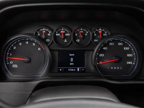 Used 2020 Chevrolet Silverado 1500 Custom w/ Custom Value Package AWD/4WD image 9