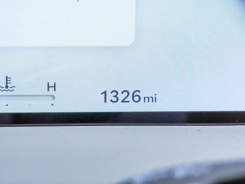 Certified 2026 Genesis GV70 2.5T Advanced image 20