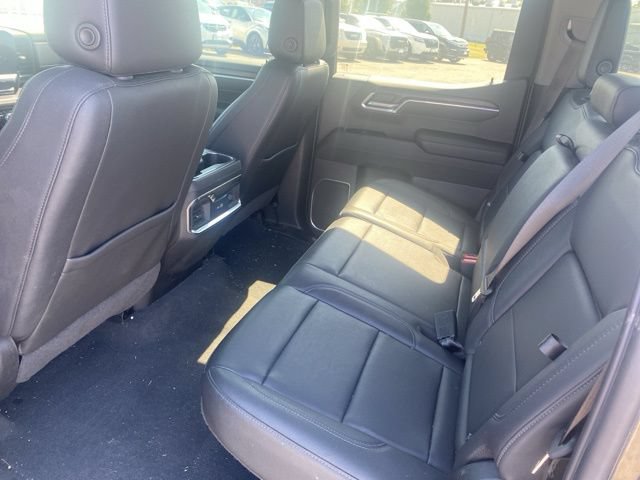 Used 2022 GMC Sierra 1500 SLT w/ SLT Premium Package AWD/4WD image 11