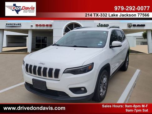 Used 2019 Jeep Cherokee Latitude Plus FWD image 1