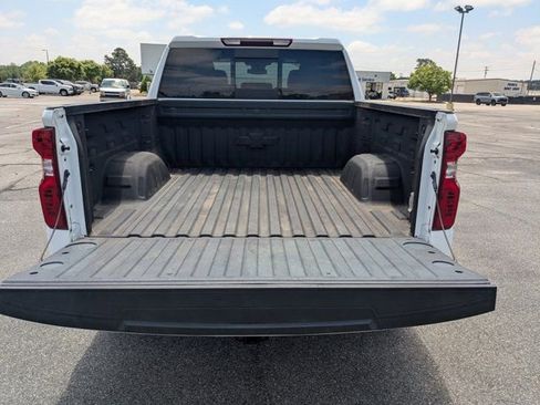 Used 2024 Chevrolet Silverado 1500 LT AWD/4WD image 13