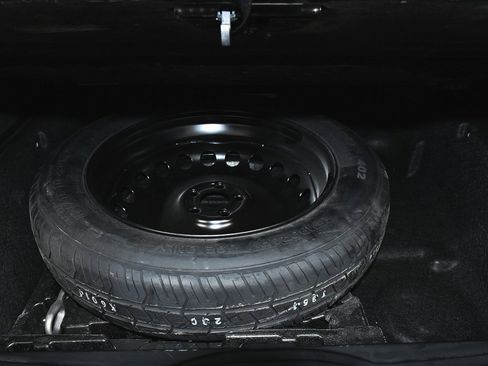 Used 2024 Mercedes-Benz GLE 450 4MATIC image 68