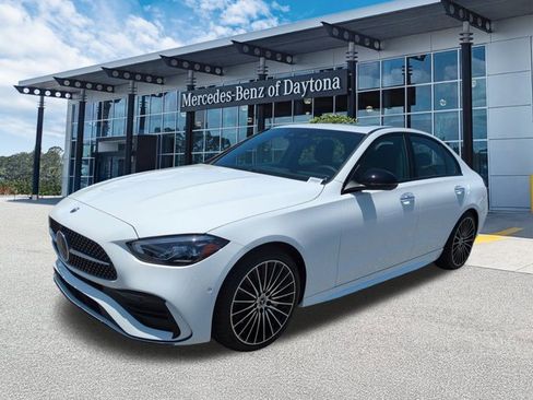 Used 2025 Mercedes-Benz C 300 Sedan image 8