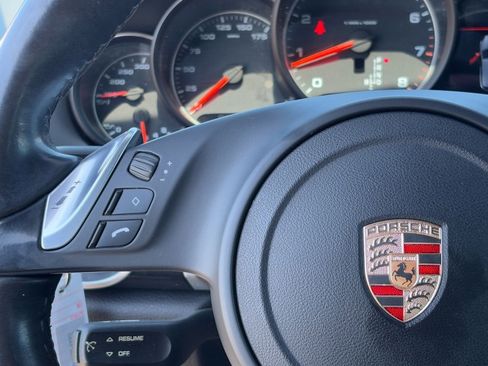 Used 2011 Porsche Cayenne AWD/4WD image 19