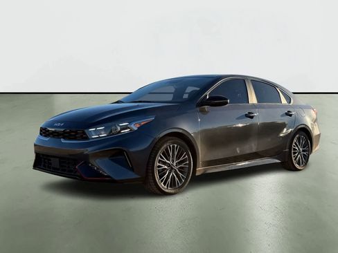 Used 2022 Kia Forte GT-Line w/ GT-Line Premium Package image 2